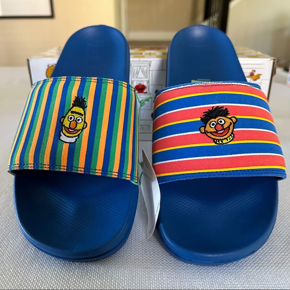 RARE VANS X SESAME STREET ERNIE AND BERT SLIDES Blue Men's Size 12